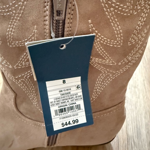 Universal Thread Cowboy Tan Heeled Boots - Picture 2 of 4